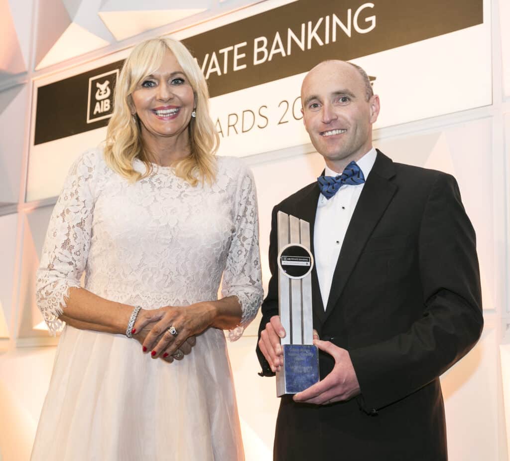 Miriam O'Callaghan and Stephen Keogh, Managing Partner at Keating Connolly Sellors, accepting the award on behalf of Gillian Moore, Legal Executive of the Year at the AIB Private Banking, Irish Law awards 2017, Clayton Hotel, Burlington Road, Dublin. May 2017. Photographer - Paul Sherwood paul@sherwood.ie 087 230 9096